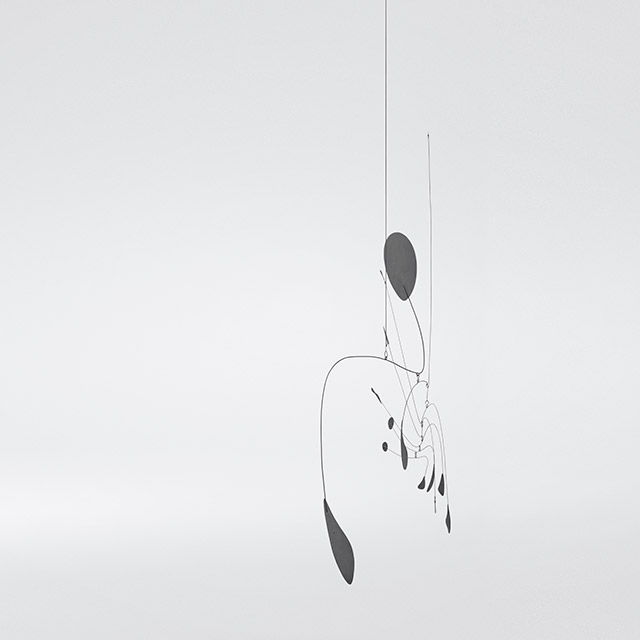 Alexander Calder. Hanging Spider, c1940. Painted sheet metal and wire, 49 1/2 × 35 1/2 in (125.7 × 90.2 cm). Whitney Museum of American Art, New York; Mrs. John B. Putnam Bequest 84.41. © 2017 Calder Foundation, New York / Artists Rights Society (ARS), New York. Photograph: Brian Kelley.